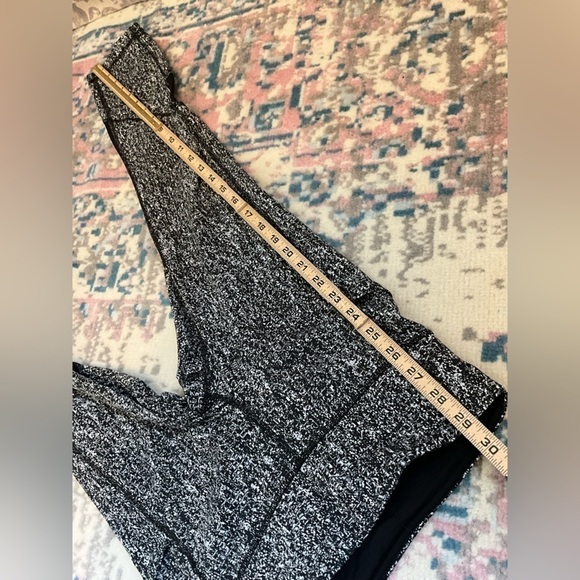 Lululemon Pace Perfect  Air Time White Black/Black Size 4 - Picture 4 of 14